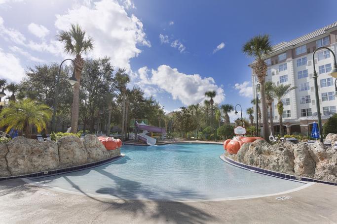 Holiday Inn Express & Suites S Lake Buena Vista | Kissimmee, FL, 34746 | Disney® Good Neighbor Hotel