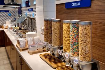Holiday Inn Express & Suites S Lake Buena Vista | Kissimmee, FL, 34746 | cereal