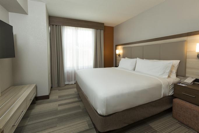 Holiday Inn Express & Suites S Lake Buena Vista | Kissimmee, FL, 34746 | Photo Gallery - 1